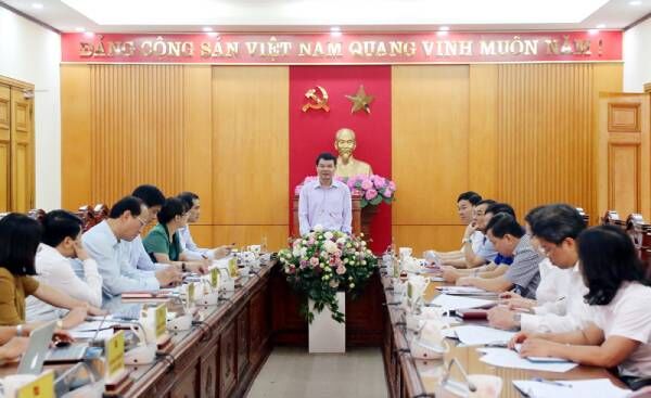 Lào Cai: Thường trực Tỉnh ủy làm việc với Sở Giáo dục và Đào tạo.