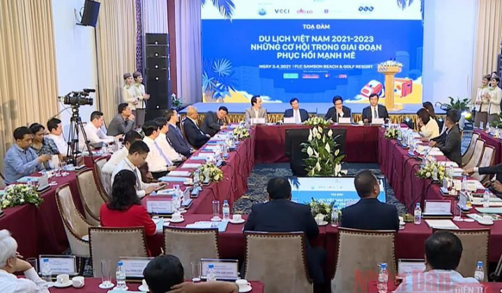 Tìm đòn bẩy để phục hồi du lịch Việt Nam sau đại dịch Covid-19