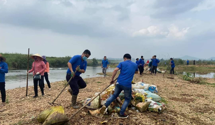 Nghệ An: Tuổi trẻ huyện Nghĩa Đàn chung tay Bảo vệ môi trường