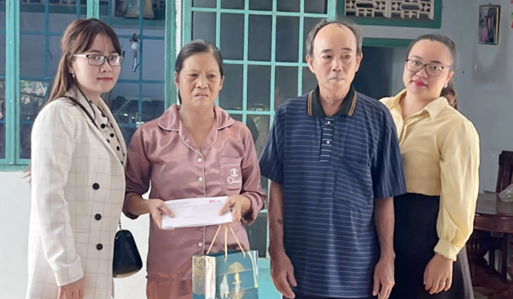 Niềm vui nhỏ với gia đình Thương binh Đào Văn Hùng