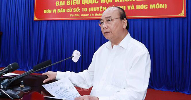 Chủ tịch nước tiếp xúc cử tri tại TPHCM
