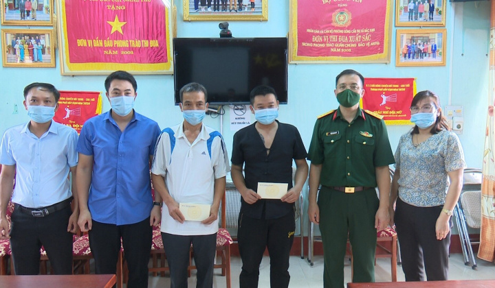 Bắc Kạn: Thăm, tặng quà các gia đình bị thiệt hại do thiên tai