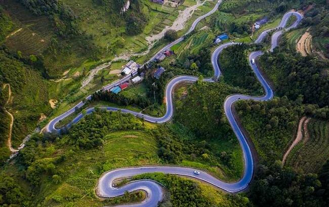 7 cung đường du lịch đẹp nhất Việt Nam