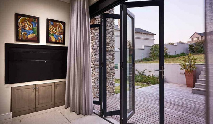 5 lý do khiến cửa đi xếp trượt Eurowindow được ưa chuộng sử dụng