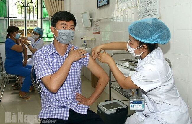 Hà Nam đã tiêm vắc xin phòng Covid-19 cho 14.494 người