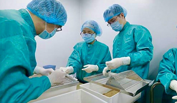 Thủ tướng yêu cầu quan tâm, ưu tiên đặc biệt để sản xuất bằng được vaccine nhanh nhất, sớm nhất