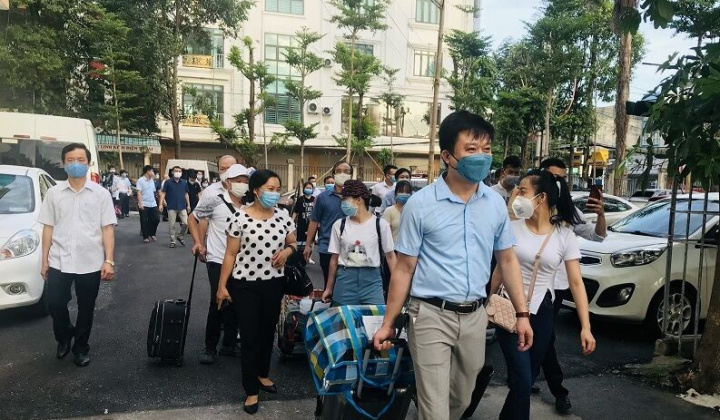 Thanh Hóa: Tiếp tục cử thêm 50 y, bác sĩ lên đường hỗ trợ TP Hồ Chí Minh và Bình Dương chống dịch