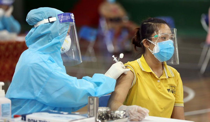 TPHCM chuẩn bị tiêm vaccine COVID-19 đợt 6