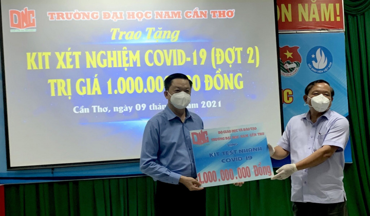 Trường ĐH Nam Cần Thơ ủng hộ nhiều tỉ đồng phòng chống Covid-19