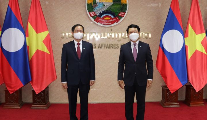 Góp phần củng cố quan hệ hữu nghị vĩ đại Việt Nam-Lào