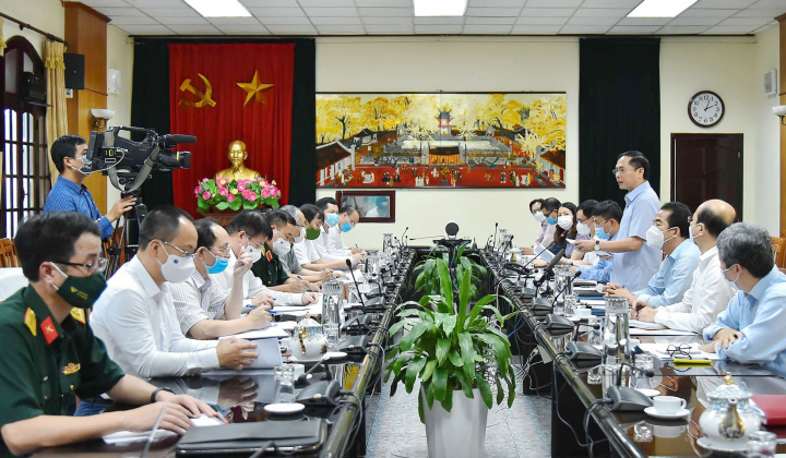 Đẩy mạnh ngoại giao vaccine để tiếp cận vaccine nhanh nhất, nhiều nhất và sớm nhất có thể