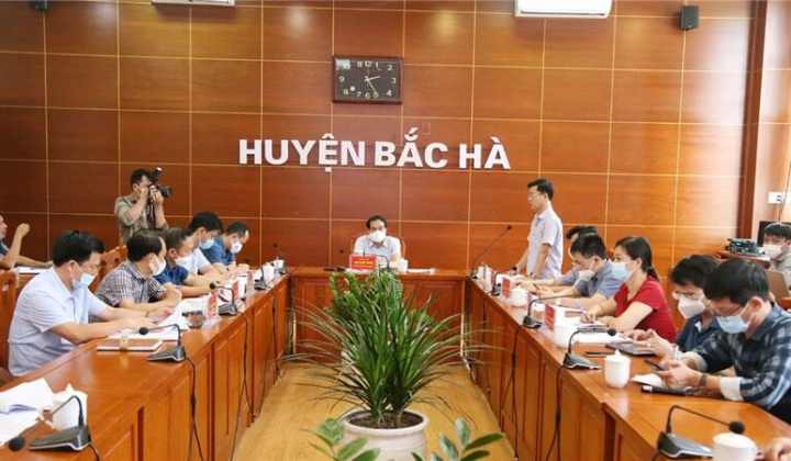 Lào Cai: Chủ tịch UBND tỉnh làm việc với huyện Bắc Hà