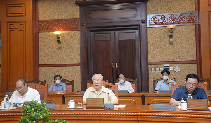 Tổng Bí thư Nguyễn Phú Trọng chủ trì họp triển khai các biện pháp cấp bách phòng, chống dịch