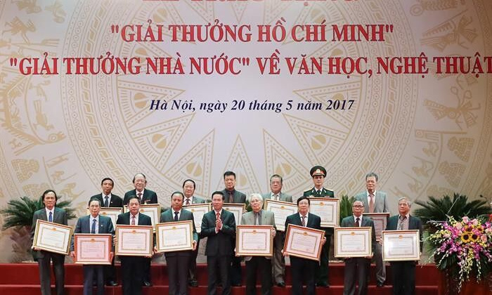 Lập Hội đồng cấp Nhà nước xét tặng Giải thưởng HCM, Giải thưởng Nhà nước về VHNT