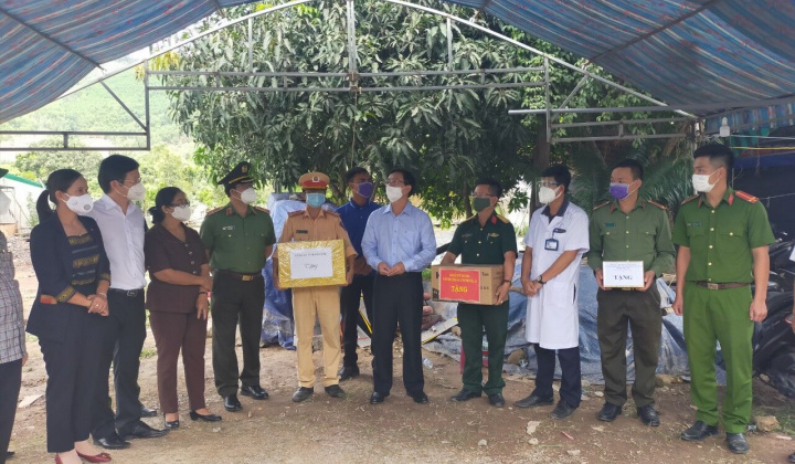 Đắk Lắk: Bí thư Tỉnh ủy "thị sát" chốt kiểm soát dịch Covid-19 tại huyện M’Drắk