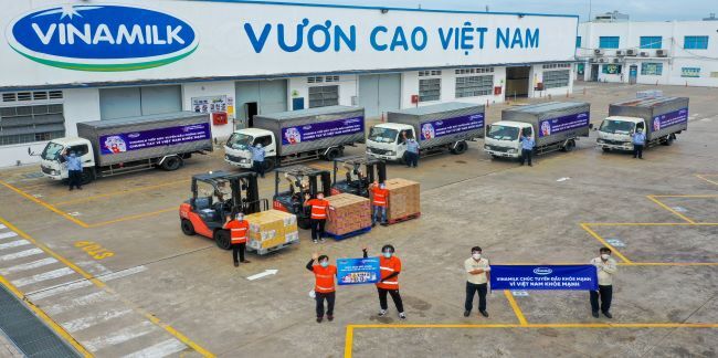 Chung tay chống dịch, Vinamilk đã đóng góp hơn 95 tỷ đồng qua nhiều hoạt động thiết thực