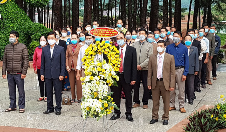 Lâm Đồng: Tri ân Anh hùng Liệt sĩ nhân dịp Kỷ niệm 40 năm ngày thành lập thị trấn Di Linh