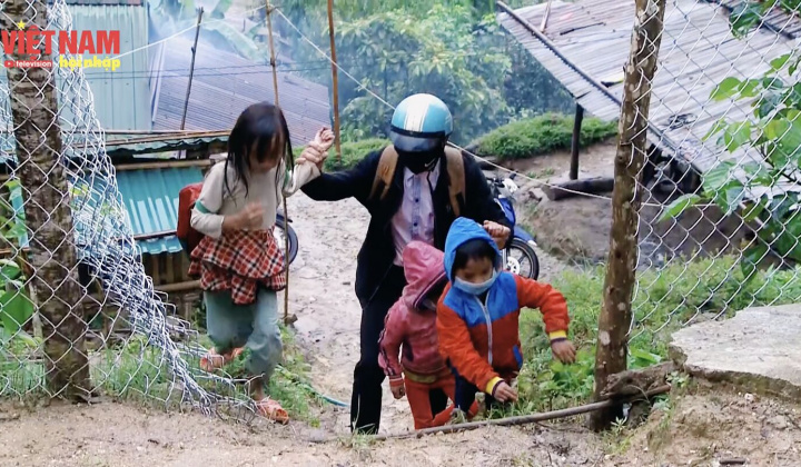 Cuộc sống của những học sinh mồ côi trên Đỉnh Trường Sơn 