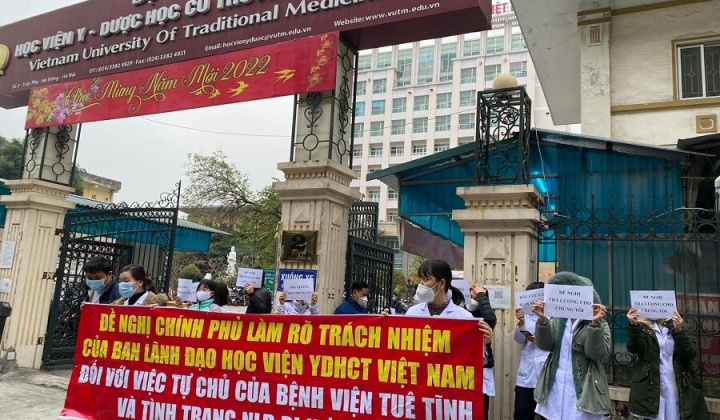Bộ Y tế yêu cầu giải quyết sớm vụ nhân viên Bệnh viện Tuệ Tĩnh bị nợ lương