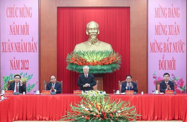 Tổng Bí thư chúc Tết các đồng chí lãnh đạo, nguyên lãnh đạo Đảng, Nhà nước