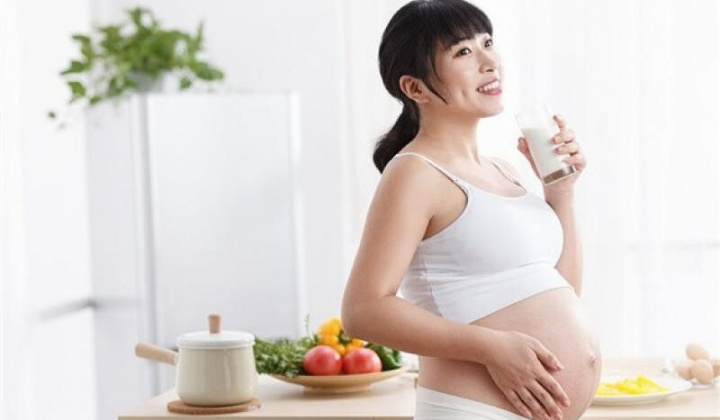 Mẹ bầu hiện đại và quan niệm “cố gắng” ăn nhiều vì con