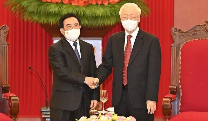 Tổng Bí thư Nguyễn Phú Trọng tiếp Thủ tướng Lào Phankham Viphavanh