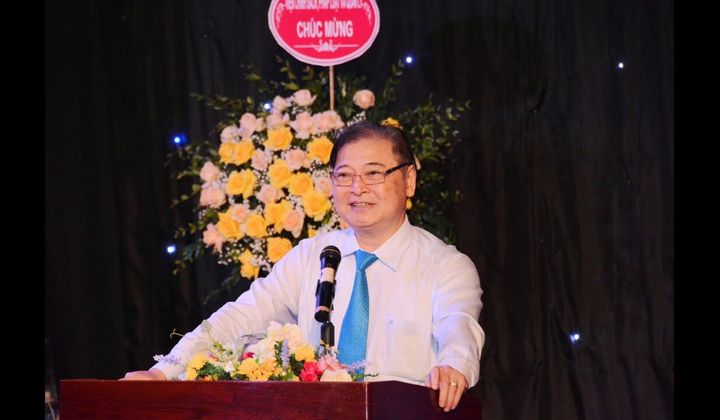 Chuyển đổi số - Cả nước nói, ai cũng nói, không nói là lạc hậu