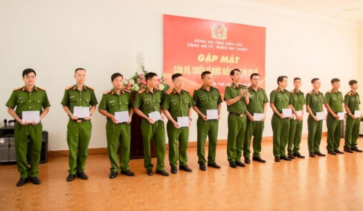 Đắk Lắk: 38 cán bộ, chiến sĩ Công an TP Buôn Ma Thuột được điều động đi cơ sở