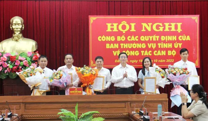 Đắk Lắk: Công bố quyết định về công tác cán bộ