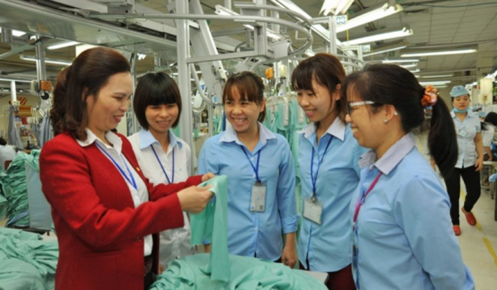 Những vấn đề về chính sách với lao động nữ ở Việt Nam hiện nay