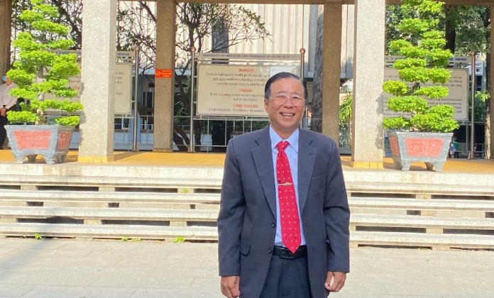 NGƯT, PGS.TS.GVCC. Nguyễn Hữu Hưng: Lắng đọng tình yêu nghề giáo