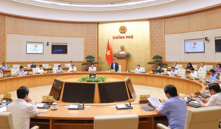 Đổi mới tổ chức, hoạt động của Chính phủ đáp ứng yêu cầu đổi mới quản trị quốc gia theo hướng hiện đại, hiệu quả