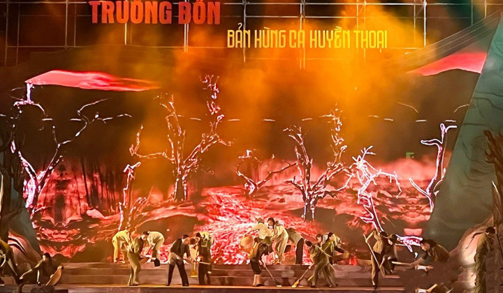 Trang trọng và xúc động Chương trình nghệ thuật Truông Bồn - Bản hùng ca huyền thoại