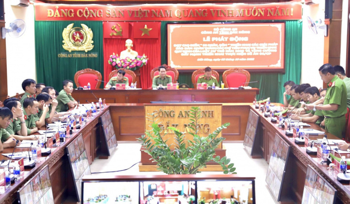 Công an Đắk Nông phát động cao điểm 90 ngày, đêm hoàn thành triển khai quy định Luật cư trú 2020