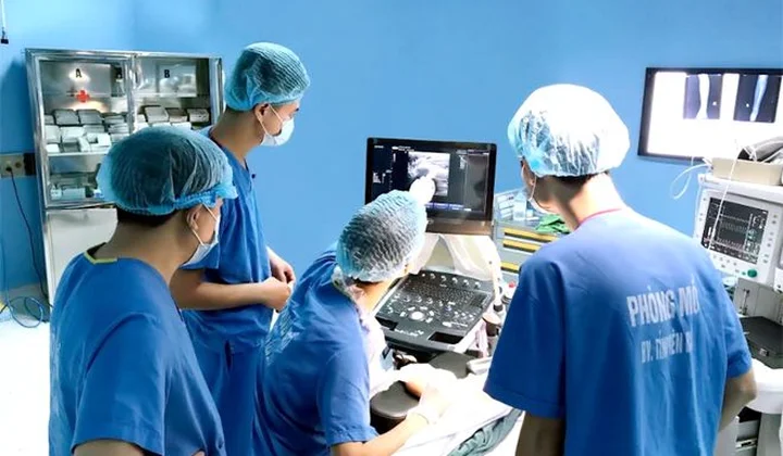 Tự chủ bệnh viện như… thuyền đang “mắc cạn”