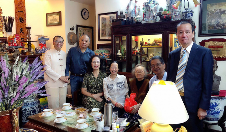 Ngày vui thiêng liêng của Mẹ