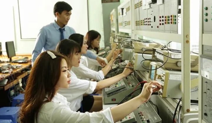 Phát triển nguồn nhân lực STEM chất lượng cao: Từ chủ trương của Đảng đến chính sách của Nhà nước và vấn đề đặt ra