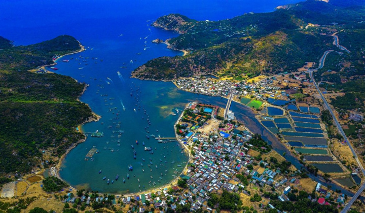 Thực trạng và giải pháp phát triển kinh tế biển tỉnh Ninh Thuận hiện nay