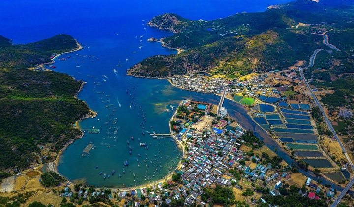 Thực trạng và giải pháp phát triển kinh tế biển tỉnh Ninh Thuận hiện nay