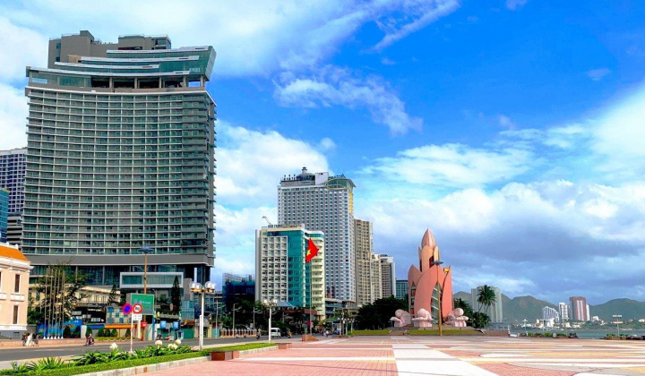 Khánh Hòa - Đột phá và phát triển bền vững