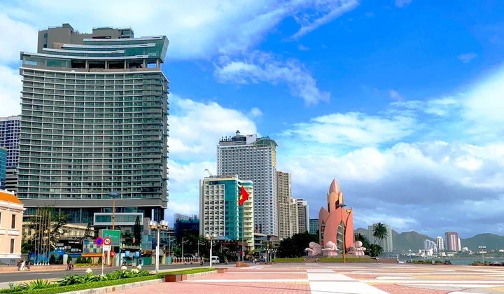 Khánh Hòa - Đột phá và phát triển bền vững