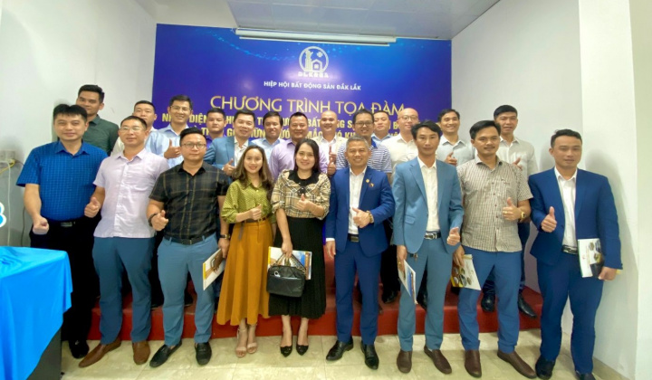 Nhận diện xu hướng thị trường bất động sản trong bối cảnh mới và tháo gỡ vướng mắc khó khăn