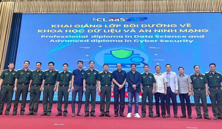 Trường sĩ quan thông tin khai giảng lớp bồi dưỡng về khoa học dữ liệu và an ninh mạng