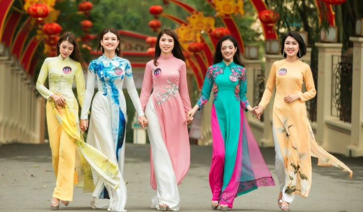 Về vấn đề xây dựng chuẩn mực con người Việt Nam