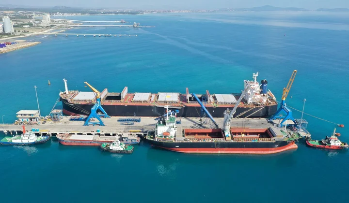 Cảng quốc tế Nam Vân Phong nỗ lực hướng tới cảng trung chuyển hàng hóa hàng đầu Đông Nam Á