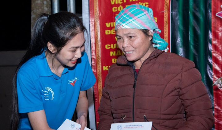 Tuổi trẻ Học viện Phụ Nữ Việt Nam: Hạnh phúc là sự cho đi mà không cần nhận lại