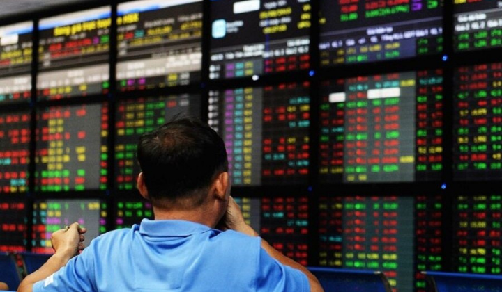 HoSE ngừng cung cấp thông tin giao dịch tự doanh chứng khoán từ ngày 1/3