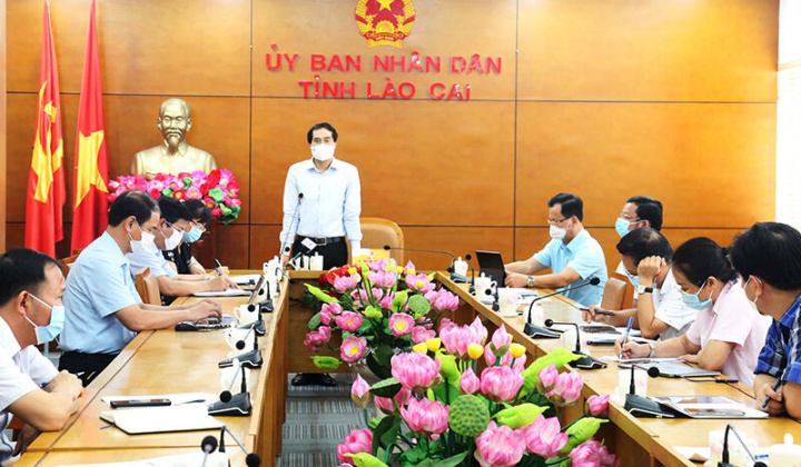 Lào Cai: Tạm dừng một số hoạt động từ 12h ngày 24/2