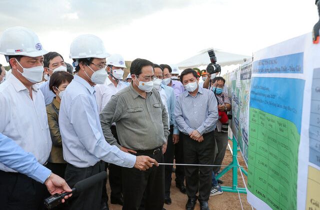 Thủ tướng Phạm Minh Chính: Cả nước chung tay phát triển hạ tầng, đặc biệt là hạ tầng giao thông