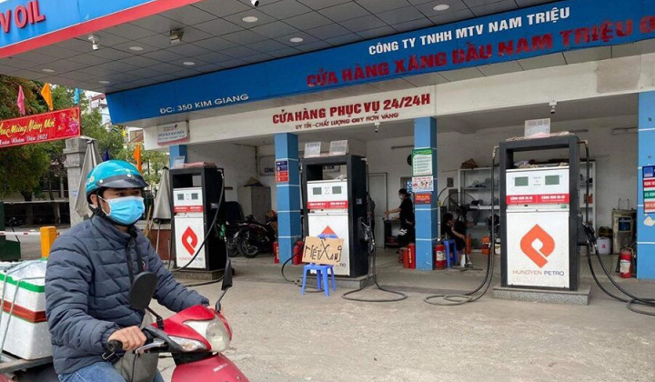 Giá xăng tăng “sốc” lên 29.824 đồng/lít, phá kỷ lục lịch sử